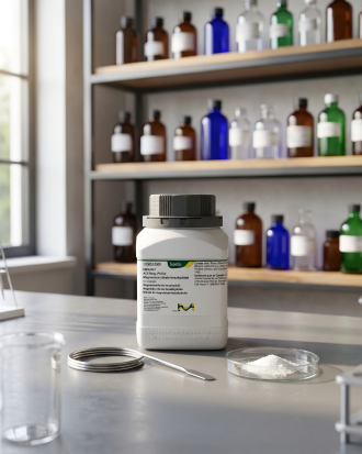 Magnesium Nitrate Hexahydrate EMSURE® Merck 105853 merupakan reagen kimia laboratorium berkualitas tinggi grade ACS Reag. dan Ph Eur untuk kebutuhan analisis, penelitian, quality control, preparasi larutan, dan aplikasi industri profesional. Cocok digunakan pada laboratorium pendidikan, farmasi, penelitian, dan industri kimia.